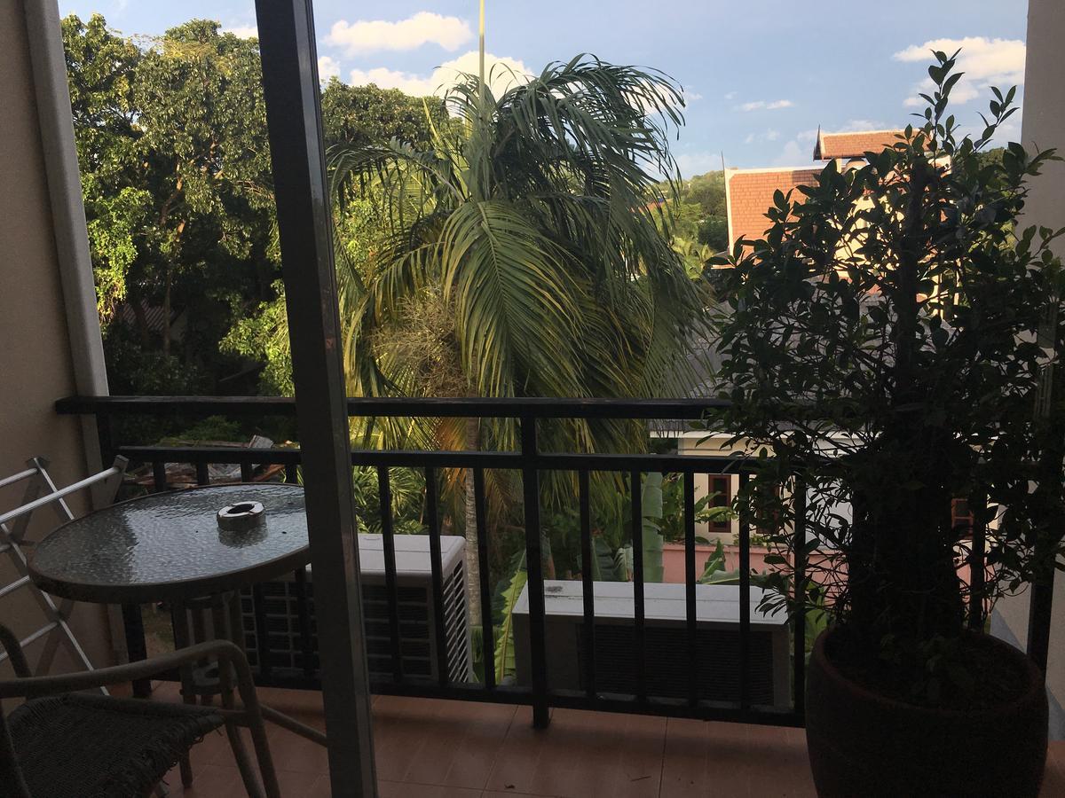Huga Place Nai Harn Экстерьер фото
