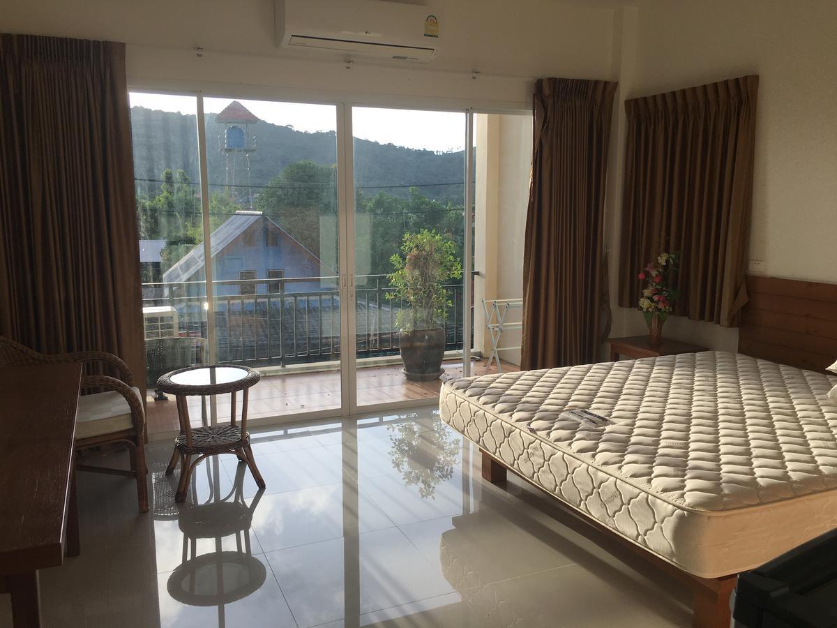 Huga Place Nai Harn Экстерьер фото