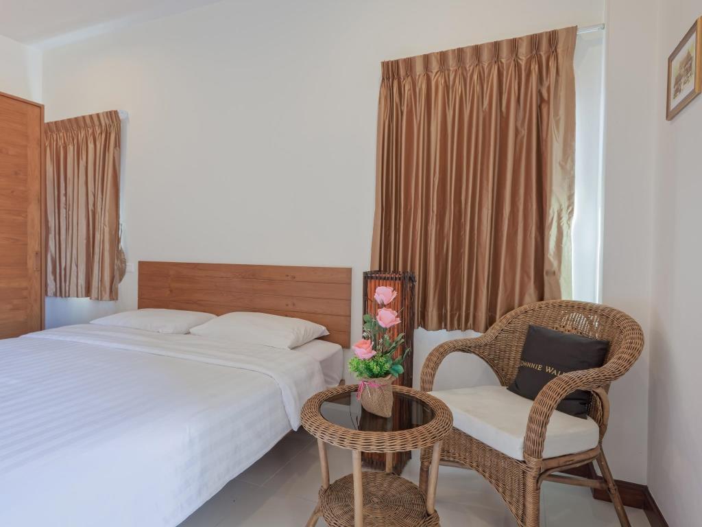 Huga Place Nai Harn Экстерьер фото