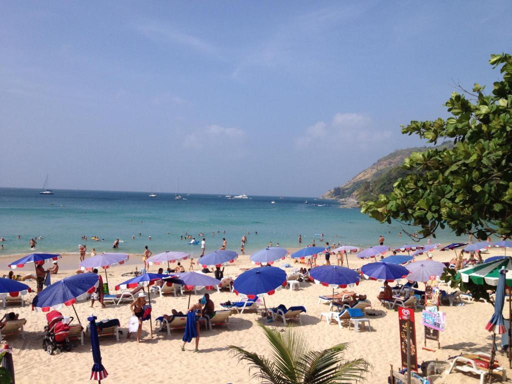Huga Place Nai Harn Экстерьер фото