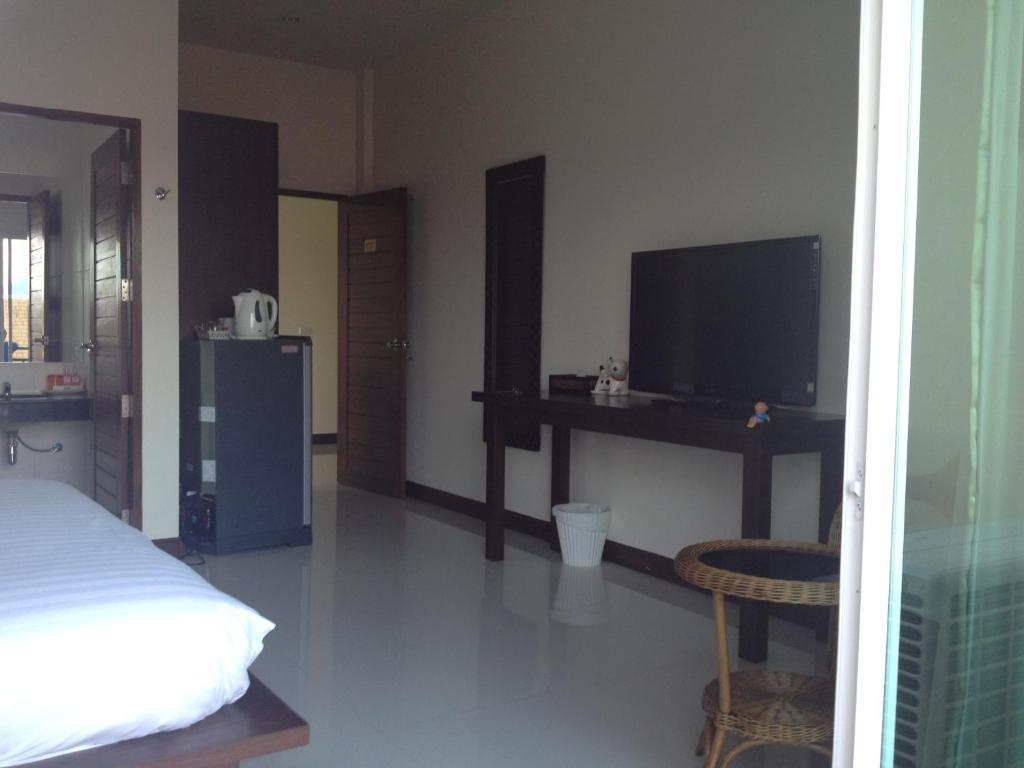Huga Place Nai Harn Экстерьер фото